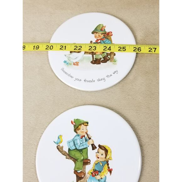 HYALYN USA Trivet Hot Plate 6" Ceramic Round Little Boy & Girl Wall Decor Vtg - Picture 12 of 12